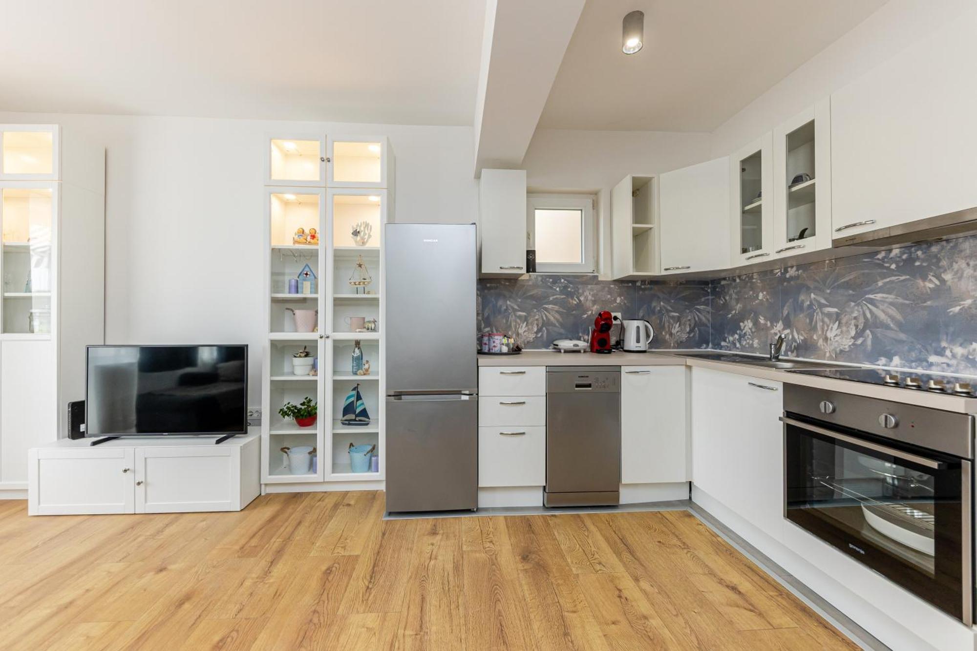 House Niko M With 6 Apartments スプリト エクステリア 写真
