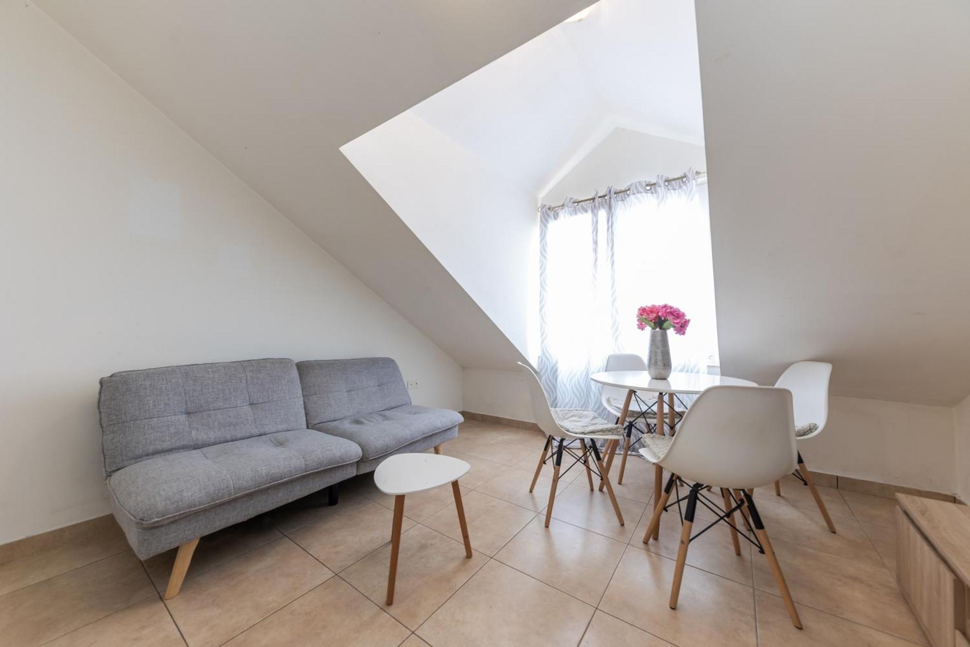 House Niko M With 6 Apartments スプリト エクステリア 写真